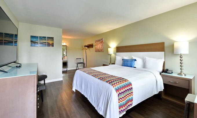 Mission Valley West Apartment | The Atwood