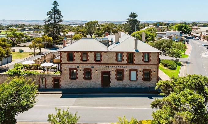 Goolwa House | The Australasian, 1 Porter St, Goolwa