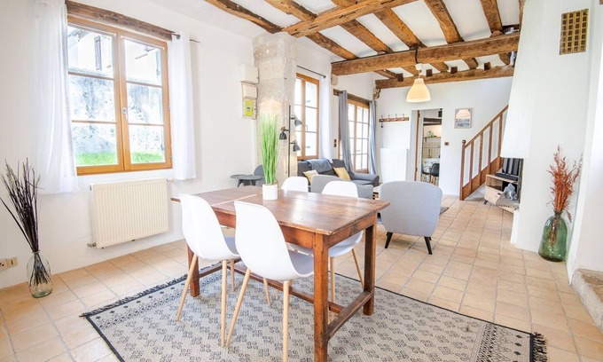 Amboise House | The Authentic Charm of Amboise