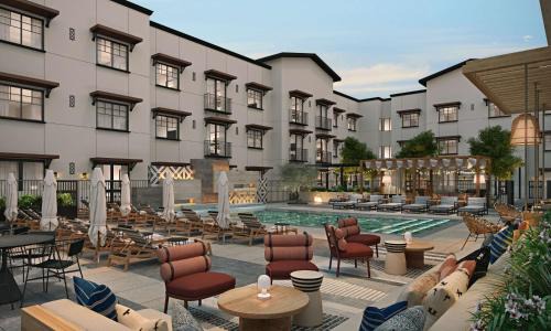 Paso Robles Hotel | The Ava Hotel Paso Robles, Curio Collection By Hilton