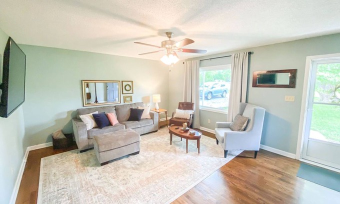 Springfield House | The Aviary Cottage: Bunkbed, Near Playground, Swing, Full Fence, Central to all
