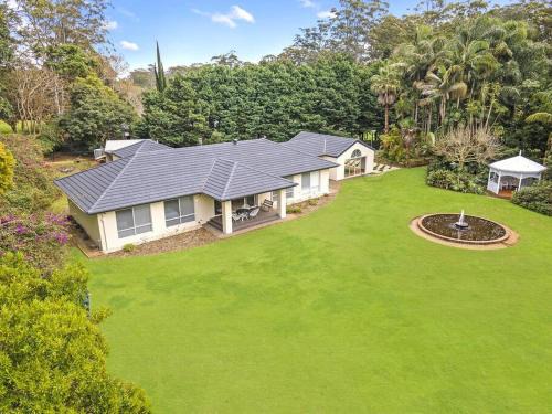 Mount Tamborine House | The Azalea - Tamborine Mountain