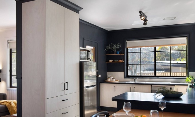 Hepburn House | The Bach- 3 Bedrooms, dog freindly with loverly bush views