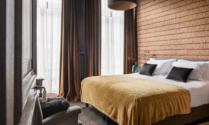 Historical Center Bruges House | The Bank 1869 - Unique guestrooms in the historic center of Bruges