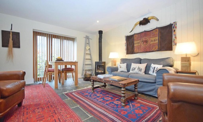 Petersfield House | The Barn at Guiles , Petersfield