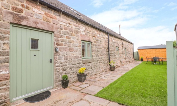 Crich House | THE BARN, family friendly, with open fire in Wirksworth