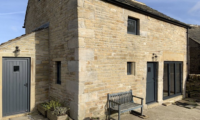 Holmfirth Cottage | THE BARN, pet friendly, with a garden in Holme, Yorkshire