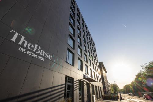 Milbertshofen - Am Hart Hotel | The Base Munich
