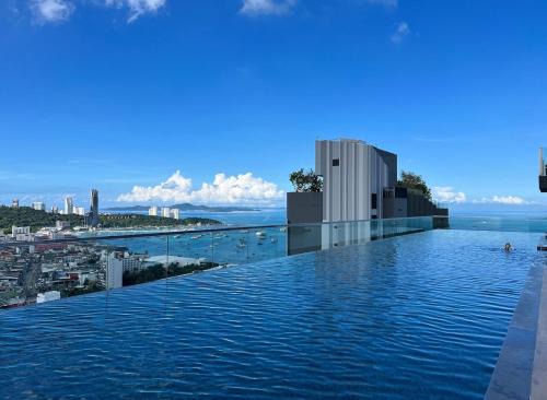 Central Pattaya Apartment | THE BASE Near CENTRAL FESTIVAL