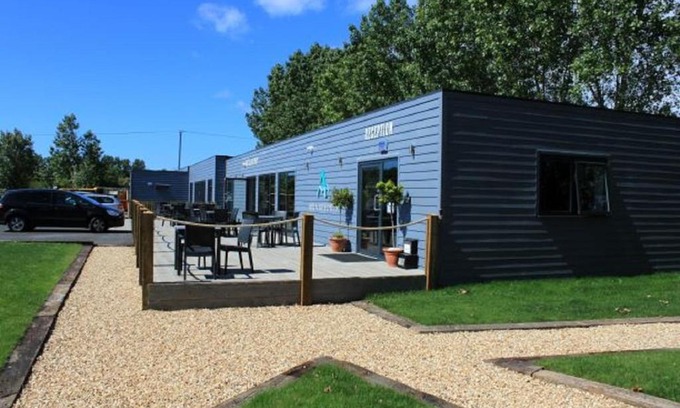 New Forest National Park Wiltshire Resort | The Bay Colwell