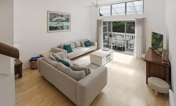 Warrnambool Apartment | THE BAY - luxury accommodation by the sea