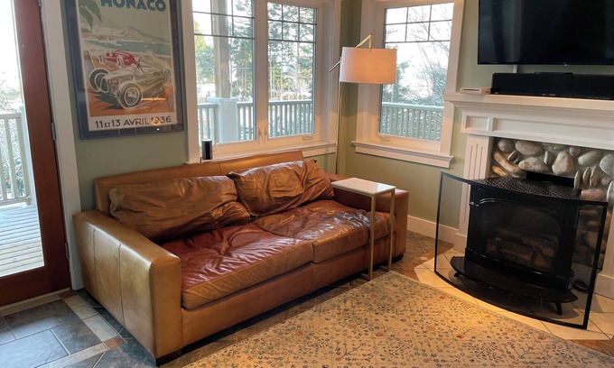 Point Roberts House | The Beach House at Maple Beach