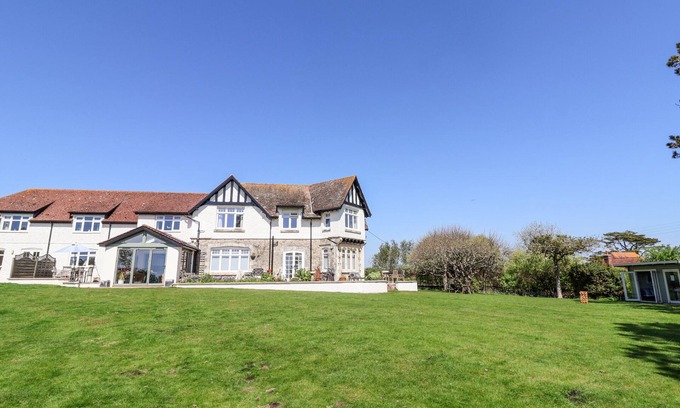 Beer Cottage | THE BEACH HOUSE, pet friendly, character holiday cottage in Beer