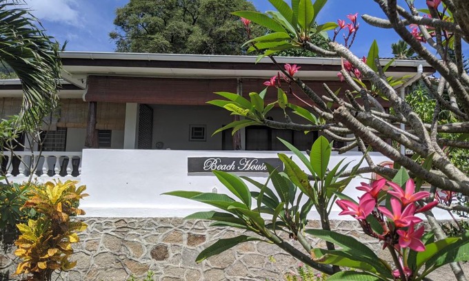 Mare Anglaise House | The Beach House