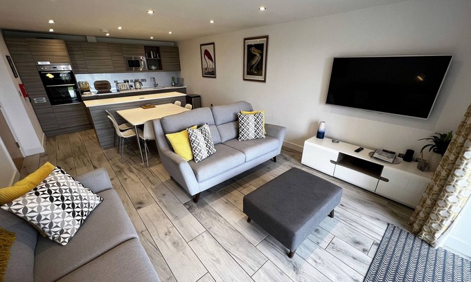 Sandown Apartment | The Beach Retreat