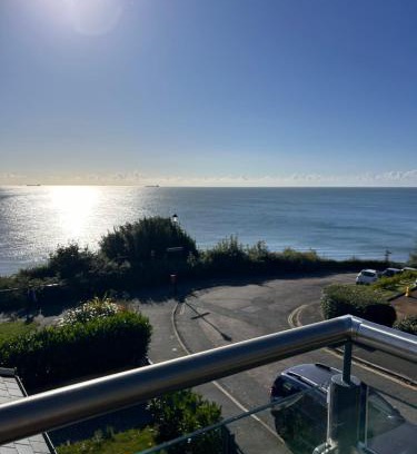 Shanklin Apartment | The Beach Retreat