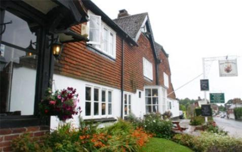 Burwash Hotel | The Bear Inn and Burwash Motel