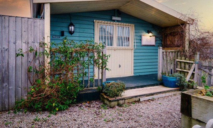 Higher Walton Ski Chalet | The Beauty Shed - Private hot tub