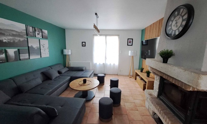Saint-Pere-sur-Loire House | The beds of the Loire