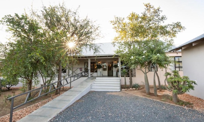 Hoedspruit Cabin | The Belgium Inn