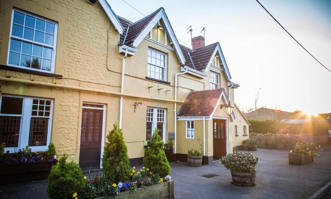 Chipping Sodbury Hotel | The Bell at Old Sodbury