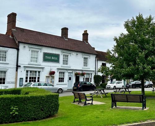 Tanworth in Arden Hotel | The Bell