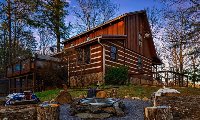 Pigeon Forge Cabin | The Best Dog Friendly Cabin in Pigeon Forge