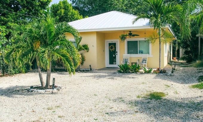 Anglers Park House | The Best Homeowners Park in all of Key Largo