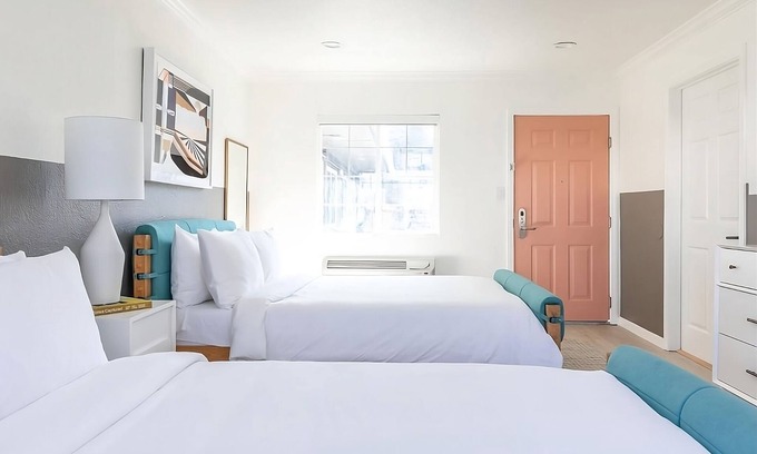 Piedmont Avenue Hotel | The best of art, history, and natural science at Oakland Museum of California!