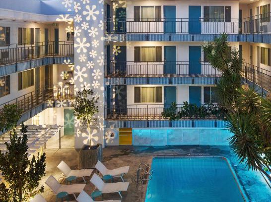 Beverly Grove Hotel | The Beverly Laurel Hotel at West Hollywood
