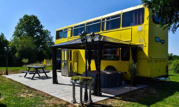 Montchevrier House | The Big Yellow Bus