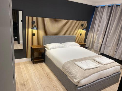 London Borough of Ealing Apartment | The bilton apartment