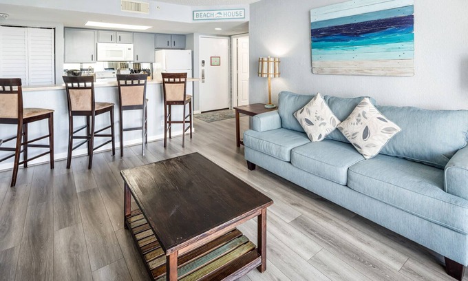 Key West Condo | The Bimini by Brightwild | Heated Pool & Hot Tub