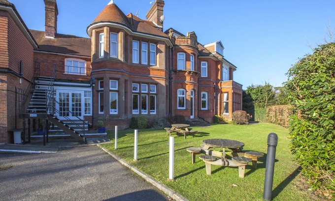 Scaynes Hill Hotel | The Birch Hotel
