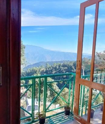 Shimla House | The Bird House