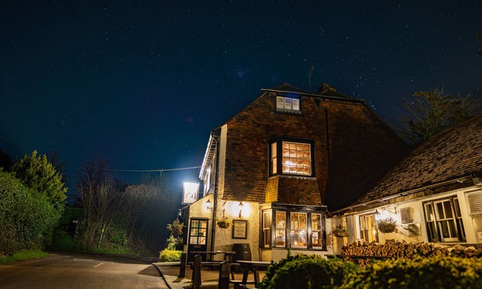 Thurnham Hotel | The Black Horse Inn