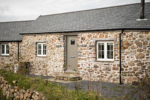 Narberth House | The Blacksmiths - Luxury Cottage, Countryside Views, Pet Friendly