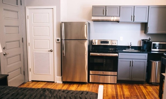 Lake City Apartment | The Blanche - Room 211