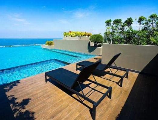 Saen Suk Apartment | The Blu X Condo Bangsean R9