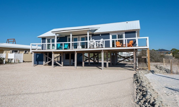 St. George Island House | The Blue Beach Bungalow w/ Beautiful Beach Views