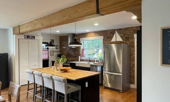 Old Seminole Heights House | The Blue House: Old Seminole Heights Charm