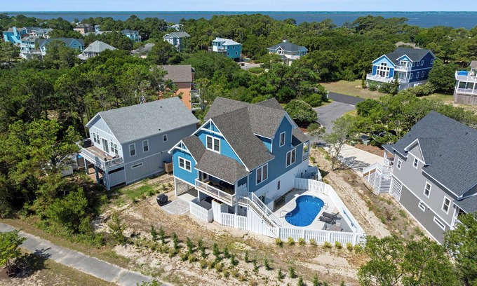 Monteray Shores House | The Blue Pearl: New Build, Private Pool, Rec Room, Hot Tub