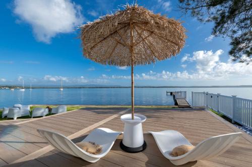 Bonnells Bay Apartment | The Boathouse