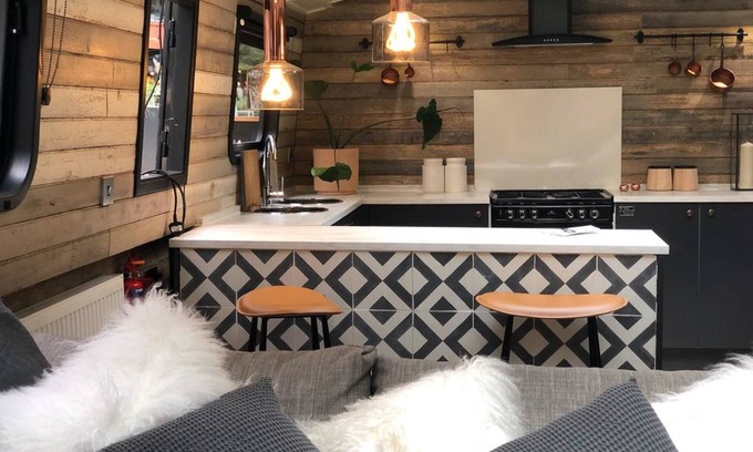 Paddington Boat Rental | The Boathouse London