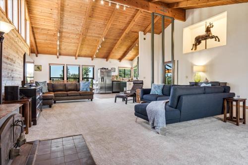 Old Town House | The Bodega House - New Rental Near Salmon Creek