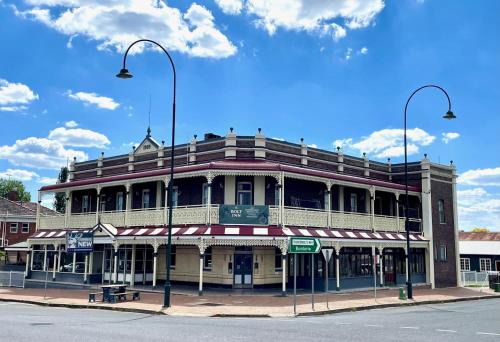 Uralla Hotel | The Bolt Inn