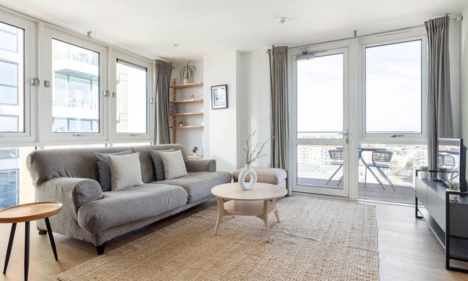 Bromley South Apartment | The Bow Flats