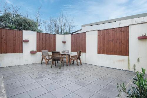 Llanteg House | The Brambles - 2 bedroom Cottage - Llanteg
