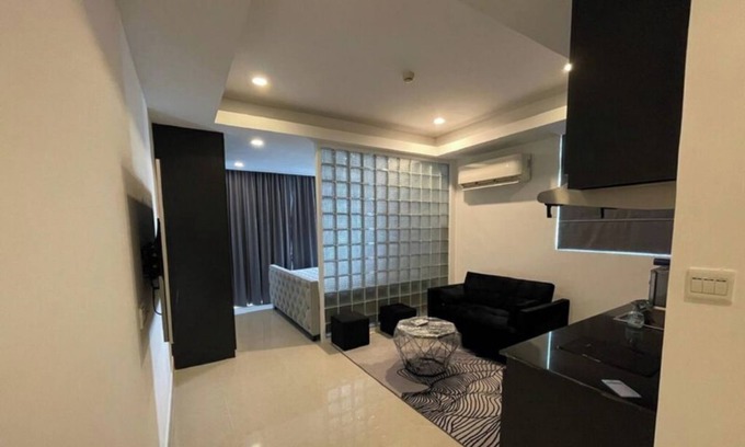 Phnom Penh City Centre Apartment | The Bright 1008