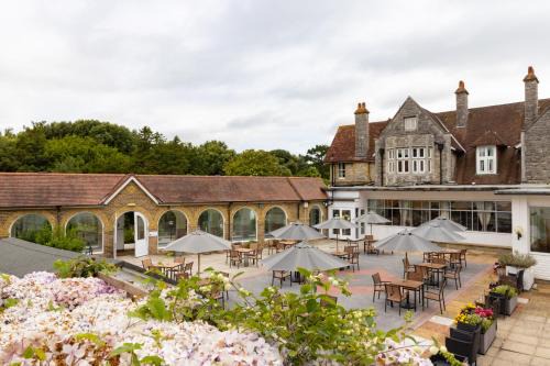 Sandown Hotel | The Broadway Park Hotel